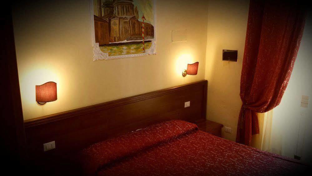 Rudy Center Bed & Breakfast Roma